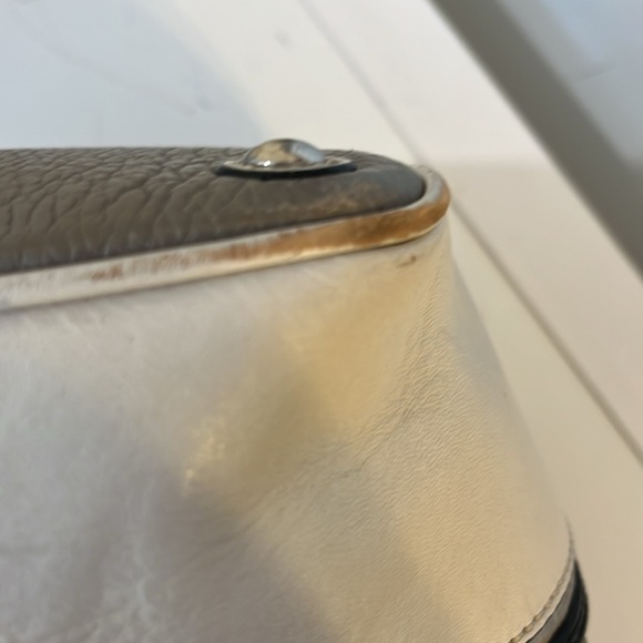 COACH LAURA SPECTATOR PEBBLED LEATHER KISS LOCK SHOULDER BAG - Picture 15 of 16